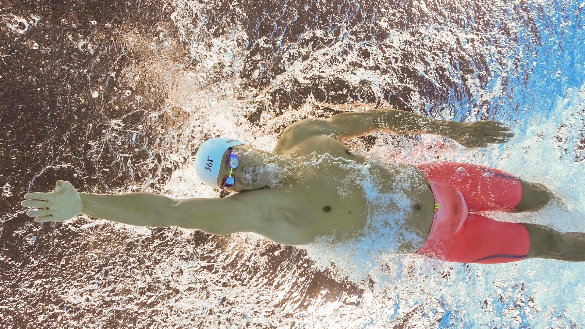 欧洲杯战术多变：变化引领足球新潮！，欧洲杯战术分析